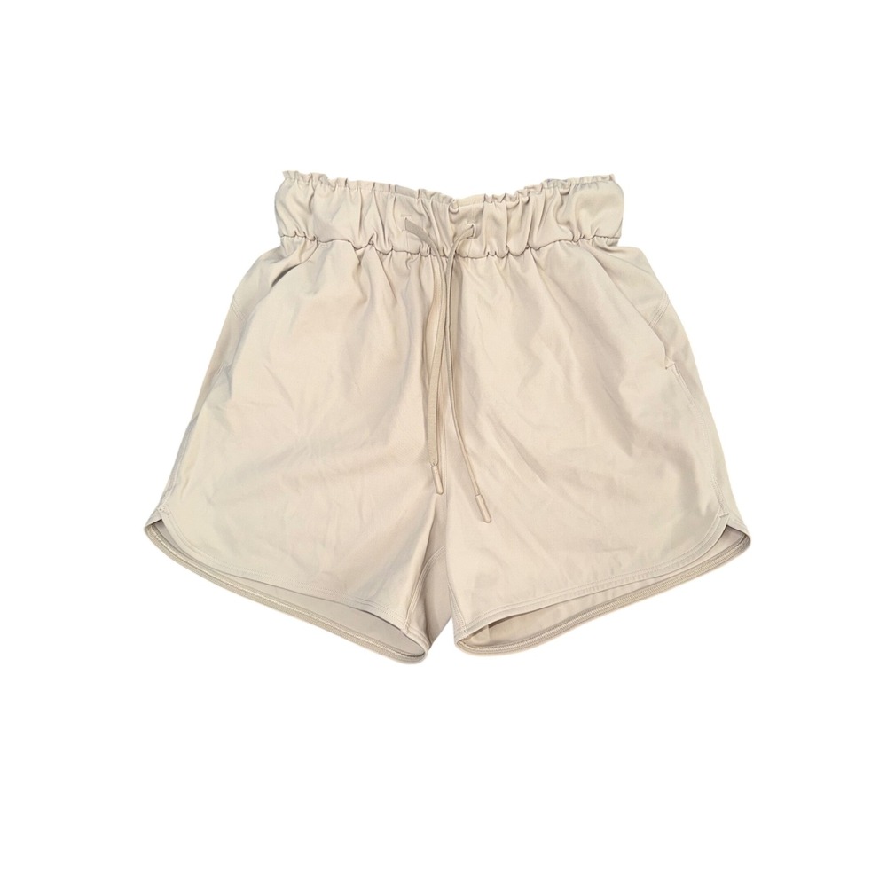 Lululemon Cinchable High Rise Shorts Womens 0 Tan Excellent High Rise Paperbag‎